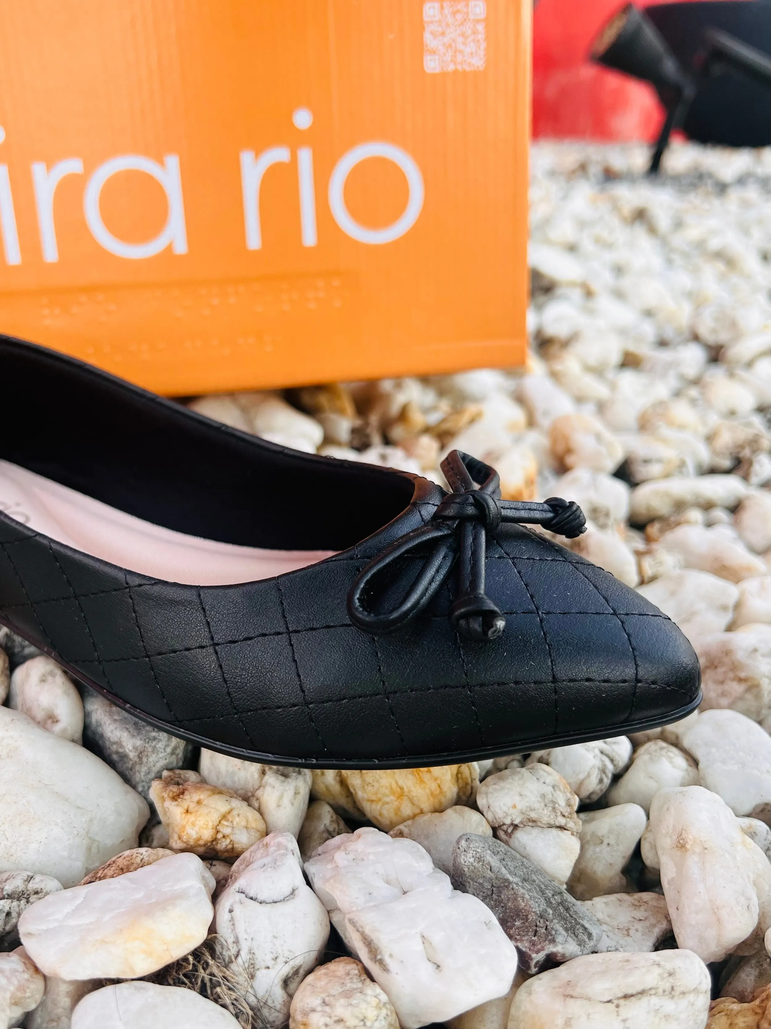 Beira Rio Ladies Comfort Cross-Hatched Mini-Heel Bow-Decor Whole Shoes