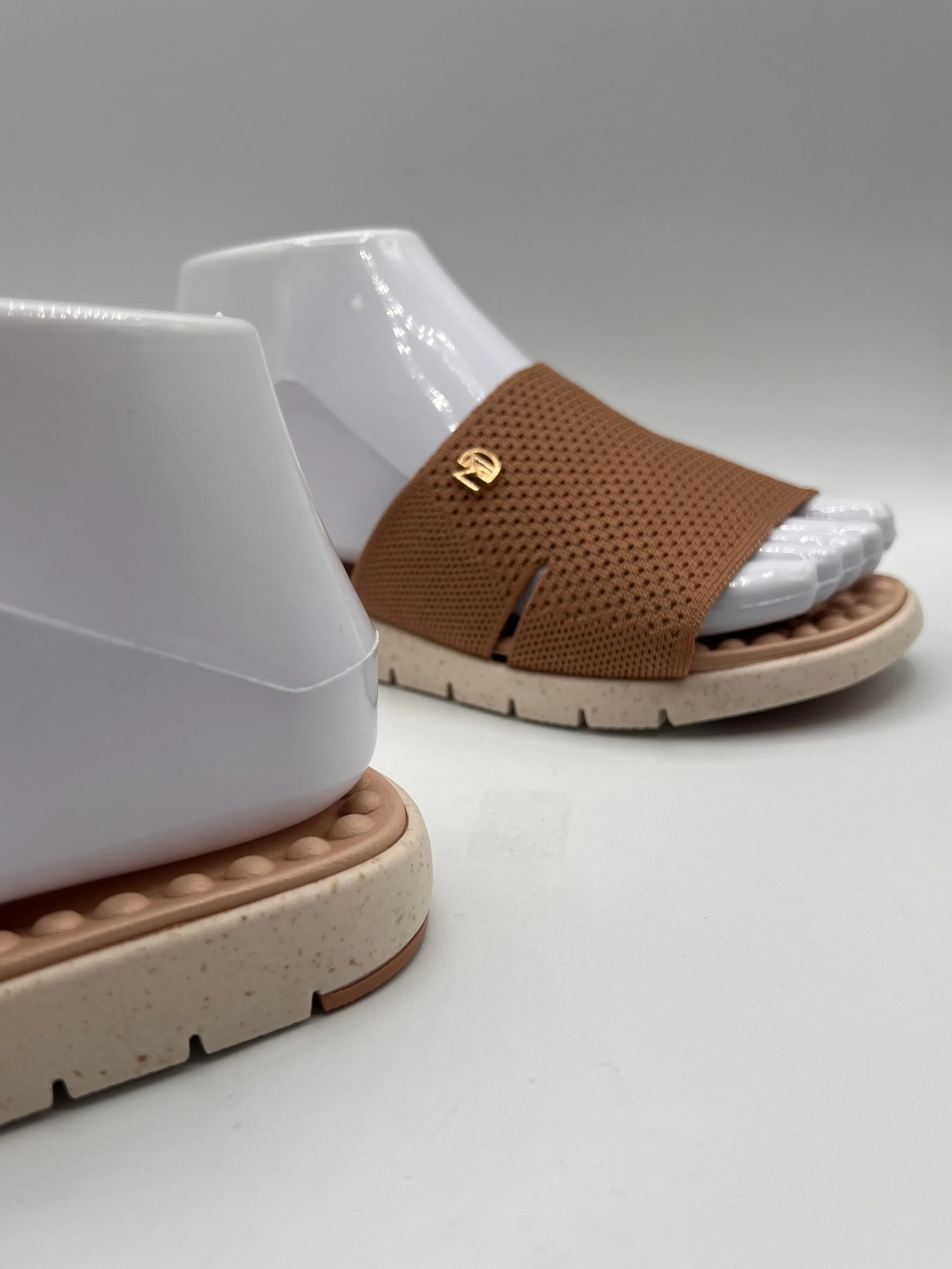 Modare Ultra Comfort Designed Wide Width Slides