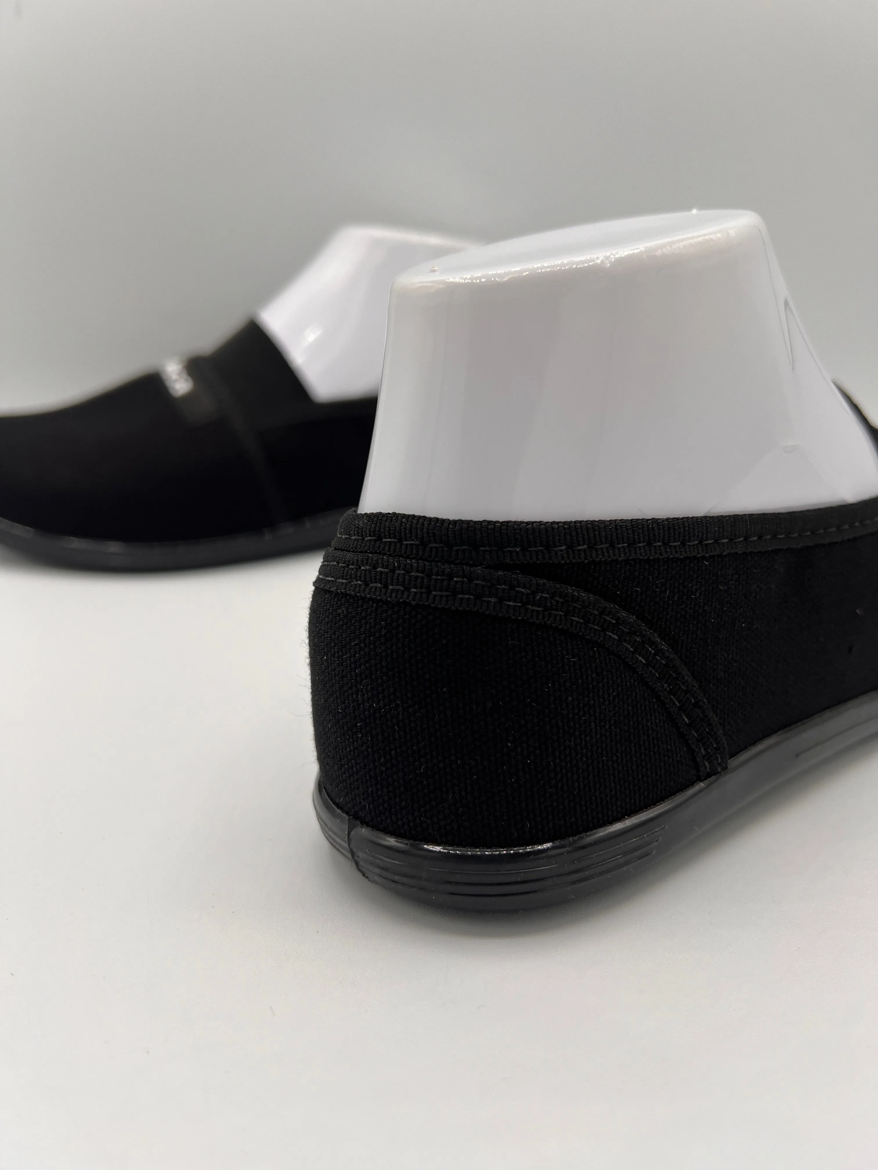 Moleca Comfort Canvas Slip-On