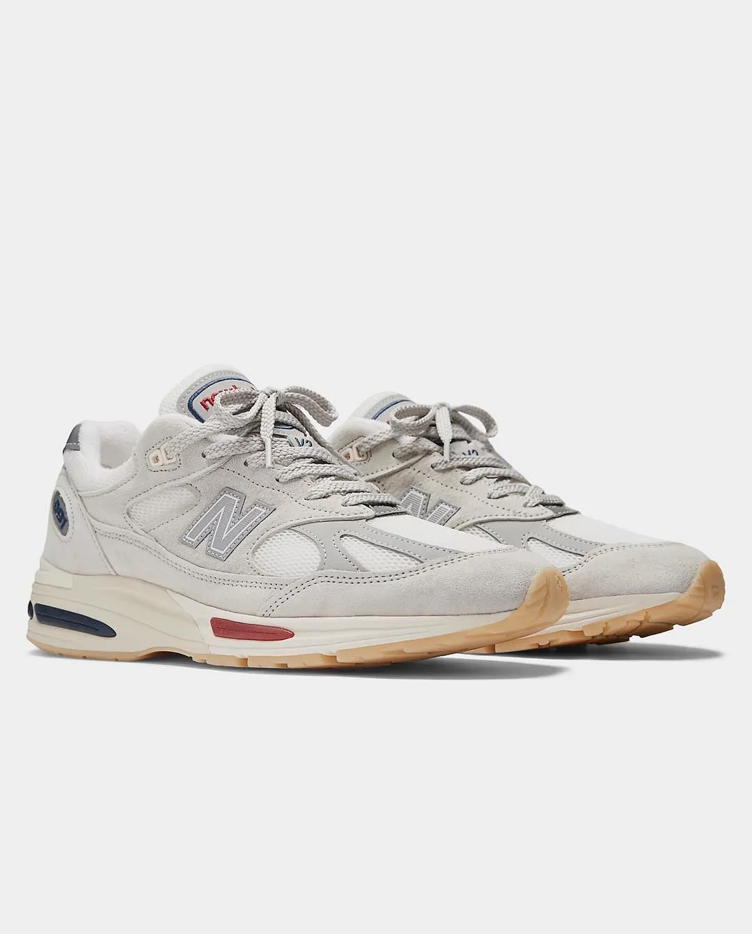 New Balance - Made in UK 991v2 Vintage Sport Shoe - Off White