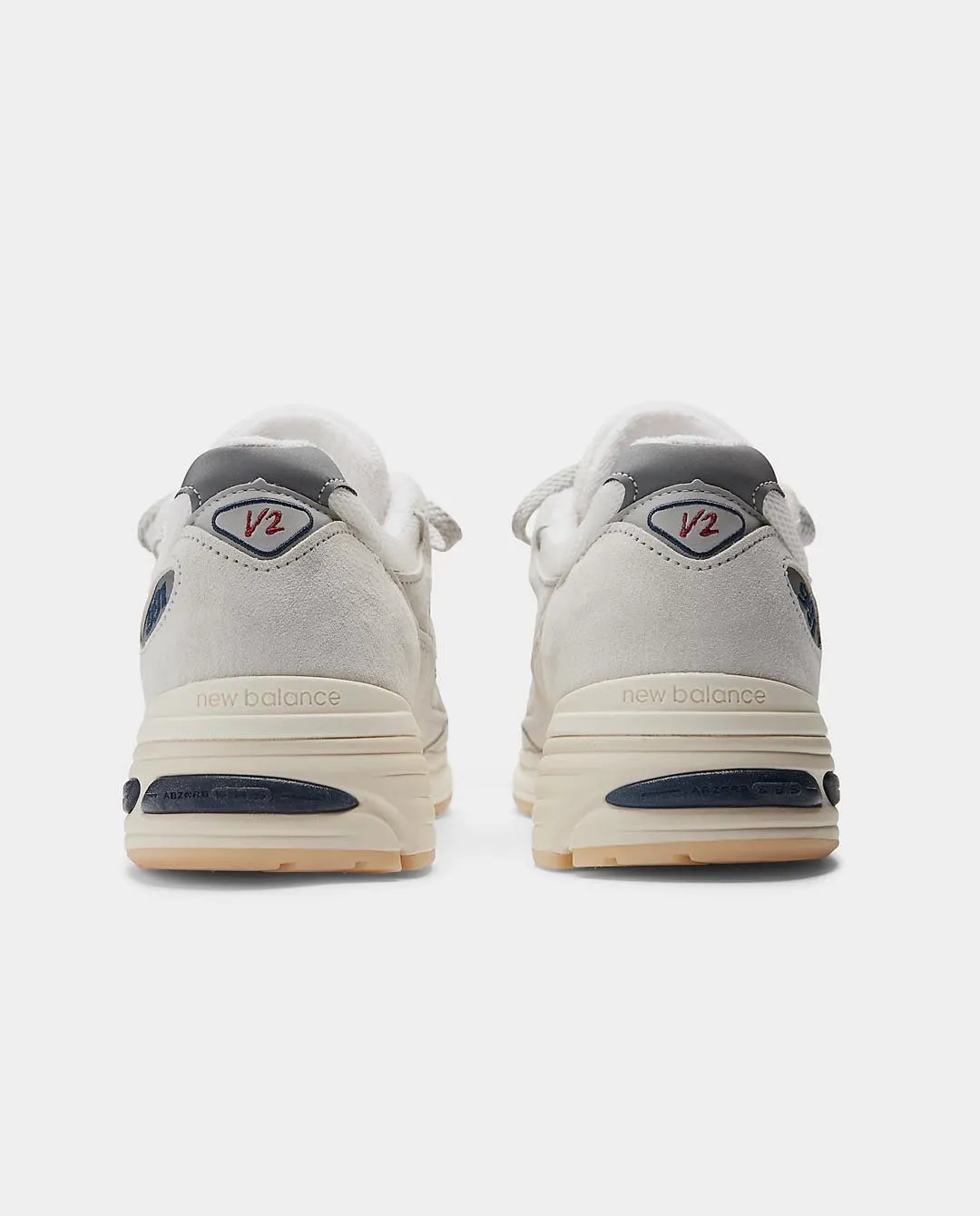 New Balance - Made in UK 991v2 Vintage Sport Shoe - Off White