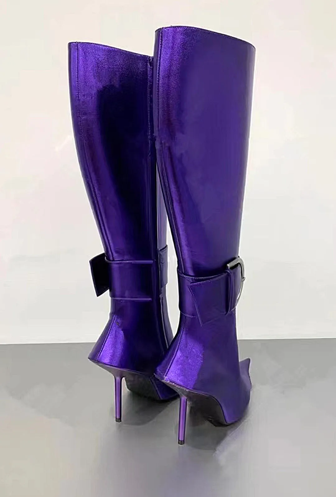 ROXANNE - BUCKLED CALF HIGH BOOTS